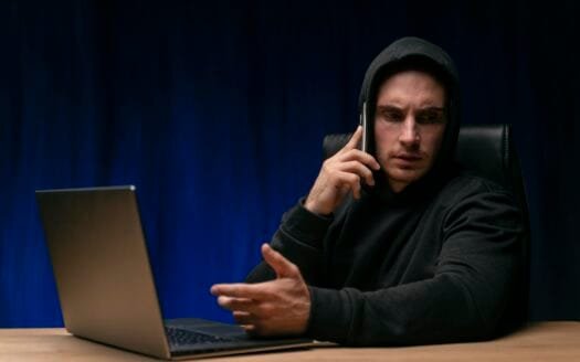 Como Evitar Estafas en Rentas por Facebook 1 TORO TEST ROBTX Soluciones efectivas para compra y venta de propiedades con atención personalizada. 8 tips para evitar Estafas en Rentas en Grupos de FB